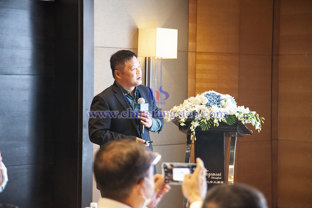 株洲鑽石切削刀具股份有限公司副總經(jīng)理湯愛民作報(bào)告圖片