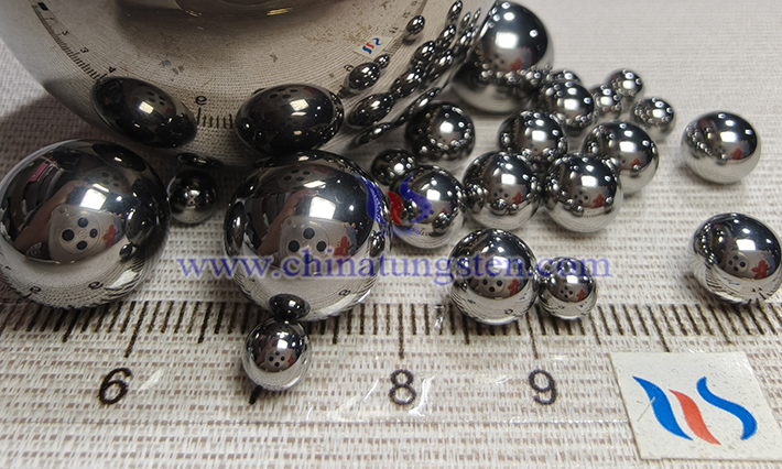 中鎢智造硬質(zhì)合金球圖片