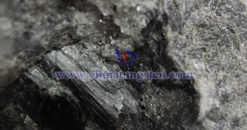 tungsten ore image