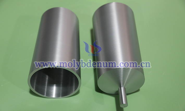 Picture of molybdenum crucible