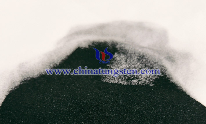 W18O49ナノロッドを斷熱コーティングに適用した寫(xiě)真