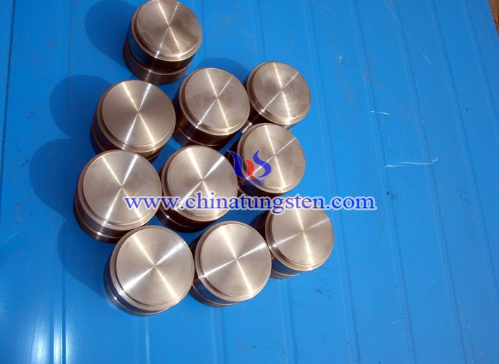 ��ɫ���وDƬ