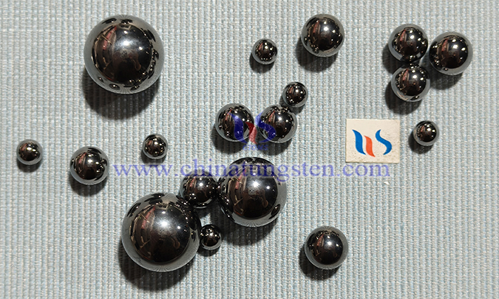 中鎢智造硬質(zhì)合金球圖片