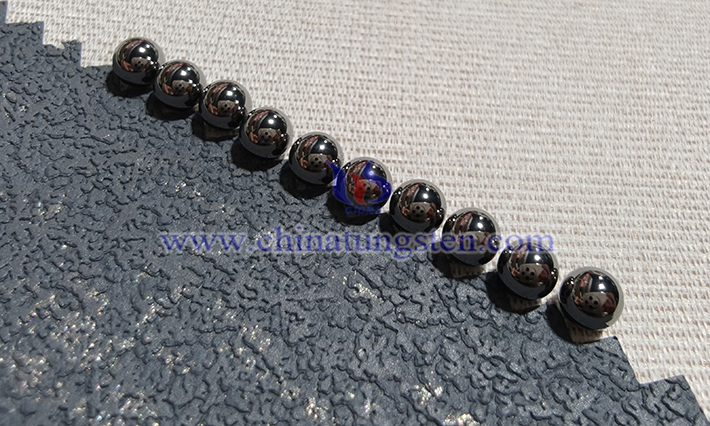 中鎢智造硬質(zhì)合金球圖片