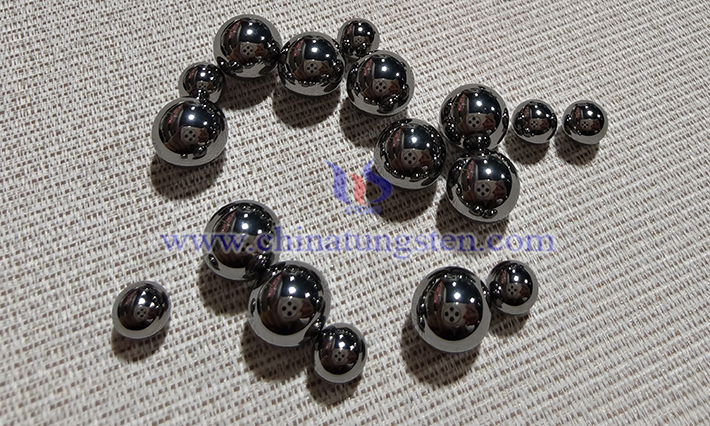 中鎢智造硬質(zhì)合金球圖片