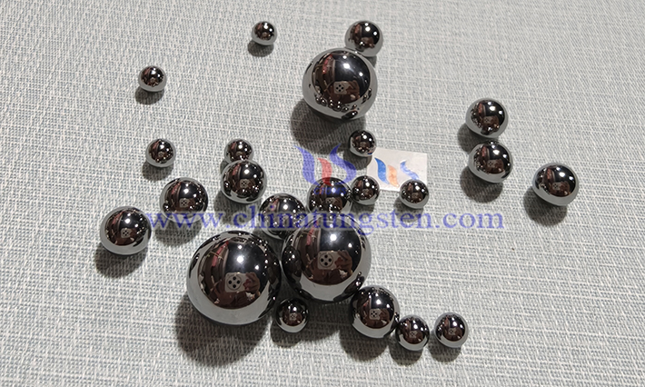 中鎢智造硬質(zhì)合金球圖片