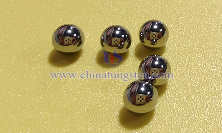 中鎢智造硬質(zhì)合金球圖片